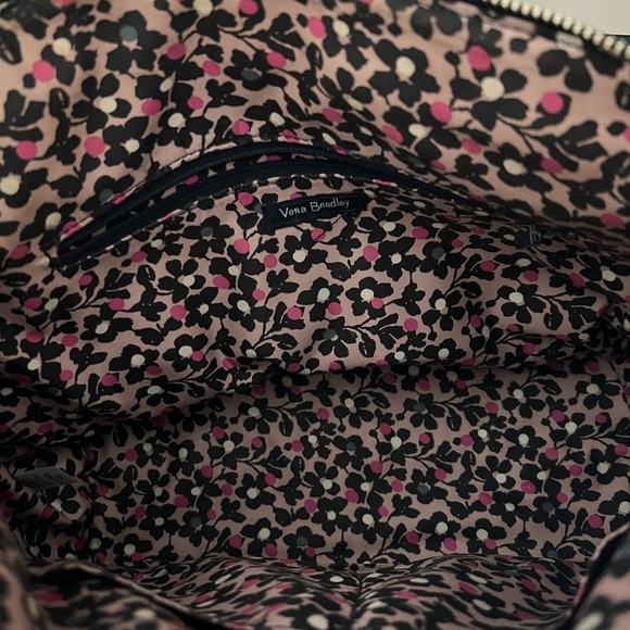 Vera Bradley Carson East West women’s classic blue tote with a floral lining - Picture 5 of 10